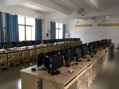 銳捷云課堂助力海南農墾中學 革新計算機教育軟件硬件體驗